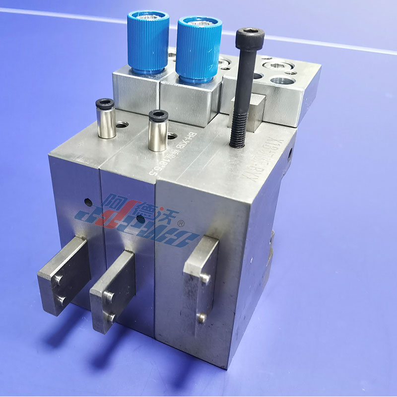 Stitched Cartons Die Boards Auto Creasing Cutting Machine