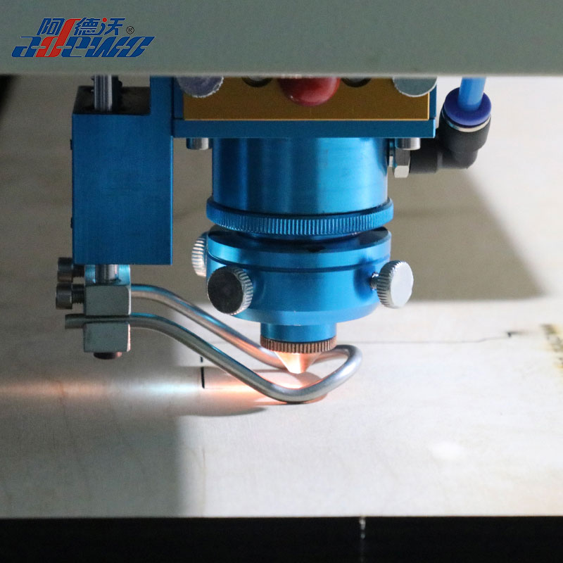 600 Watts Gantry Flat Dies Die Making Laser Cutting Machine